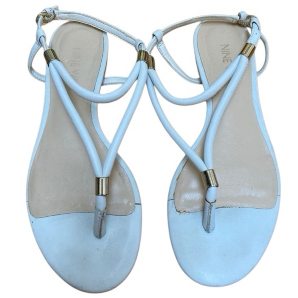 Nine West white Rivers Thong sandal size 5.5